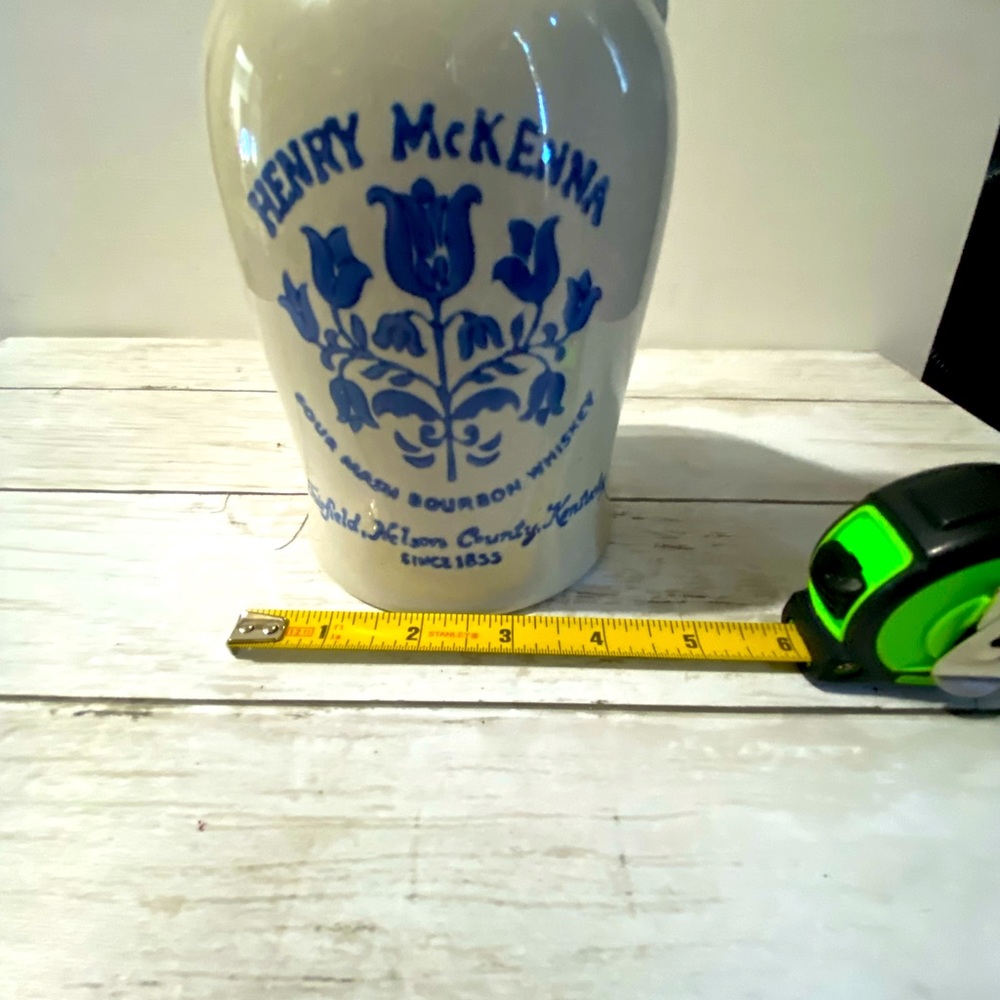 Henry McKenna Bourbon Whiskey Crock - Picture 9 of 9